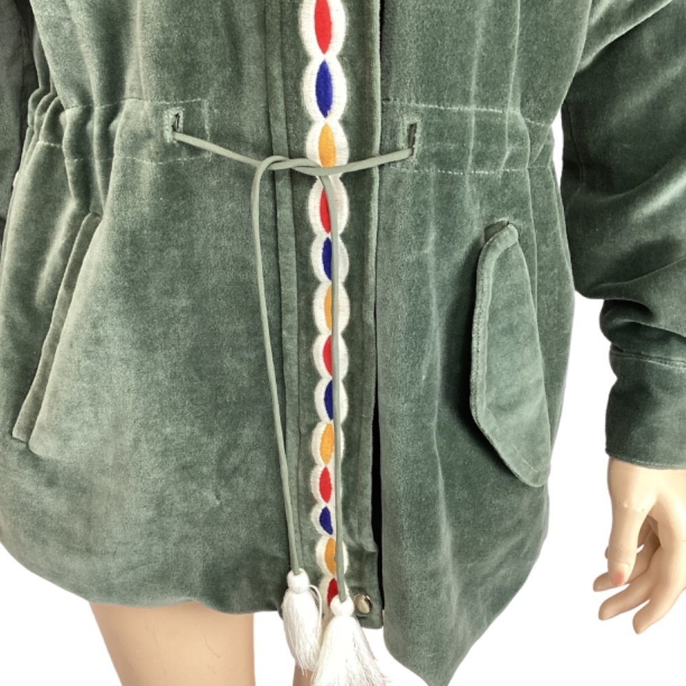 America & Beyond embroidered velvet jacket w/tassels size medium - Picture 5 of 9